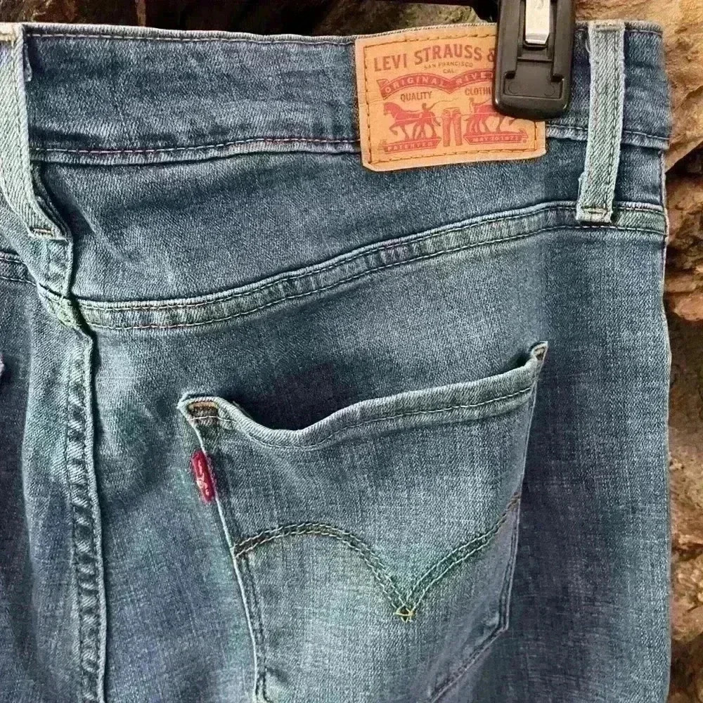 LEVIS 721 - HIGH RISE SKINNY JEANS - COLOR BLUE - WOMENS - SIZE 32 - Picture 6 of 6